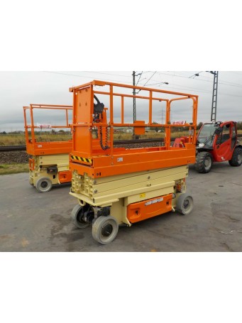 Ножничный подъемник JLG 2032 ES